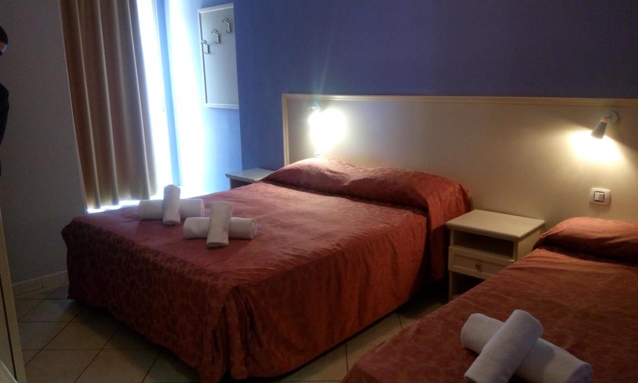 Hotel Lago Maggiore 카스텔레토소프라티시노 외부 사진